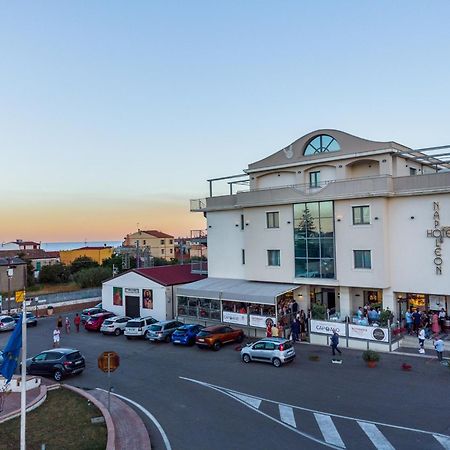 Hotel Napoleon Torre Melissa Eksteriør bilde