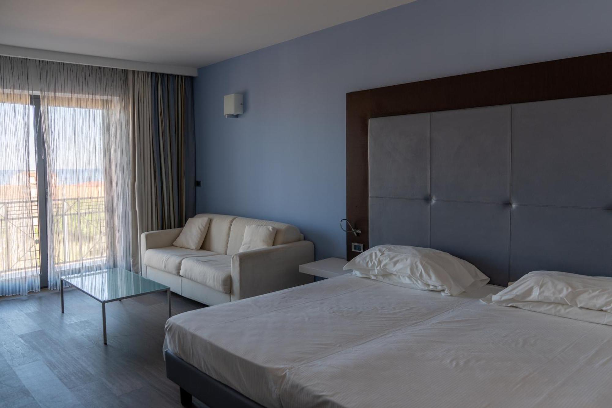 Hotel Napoleon Torre Melissa Eksteriør bilde