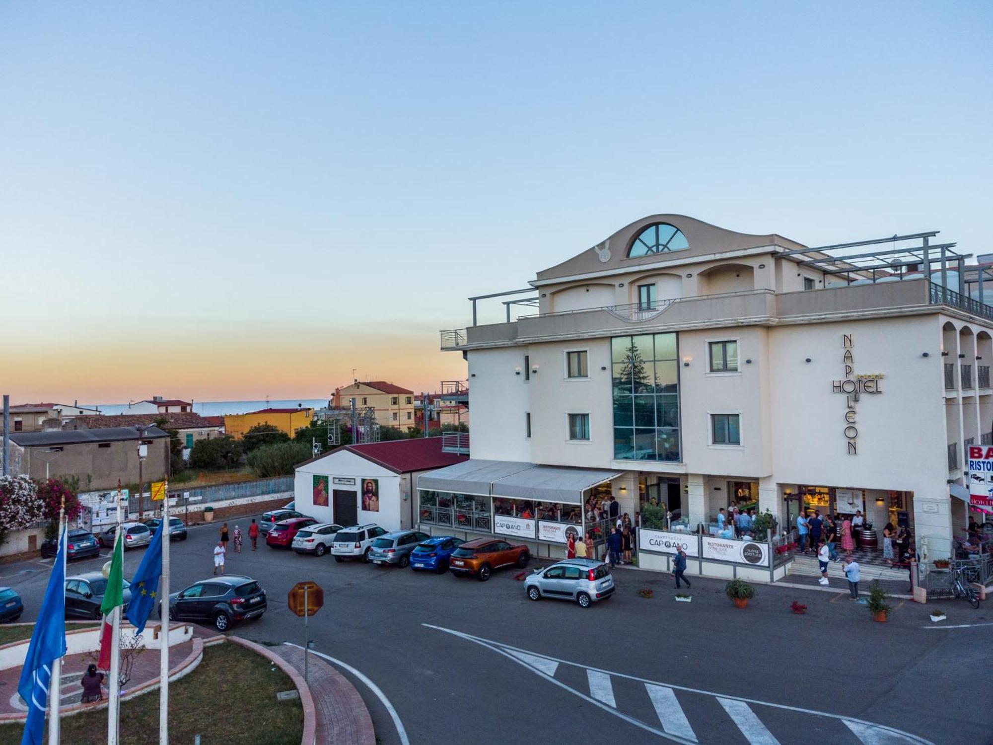 Hotel Napoleon Torre Melissa Eksteriør bilde