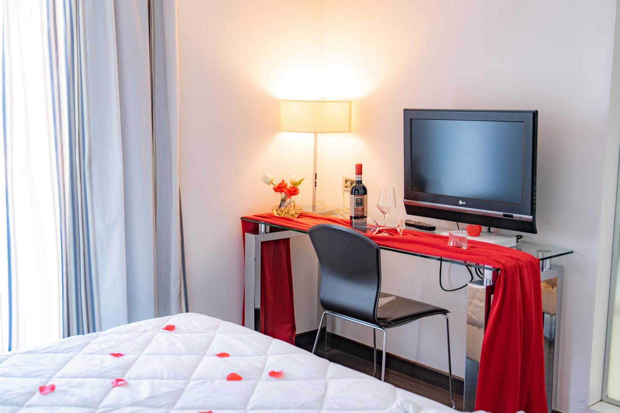 Hotel Napoleon Torre Melissa Eksteriør bilde